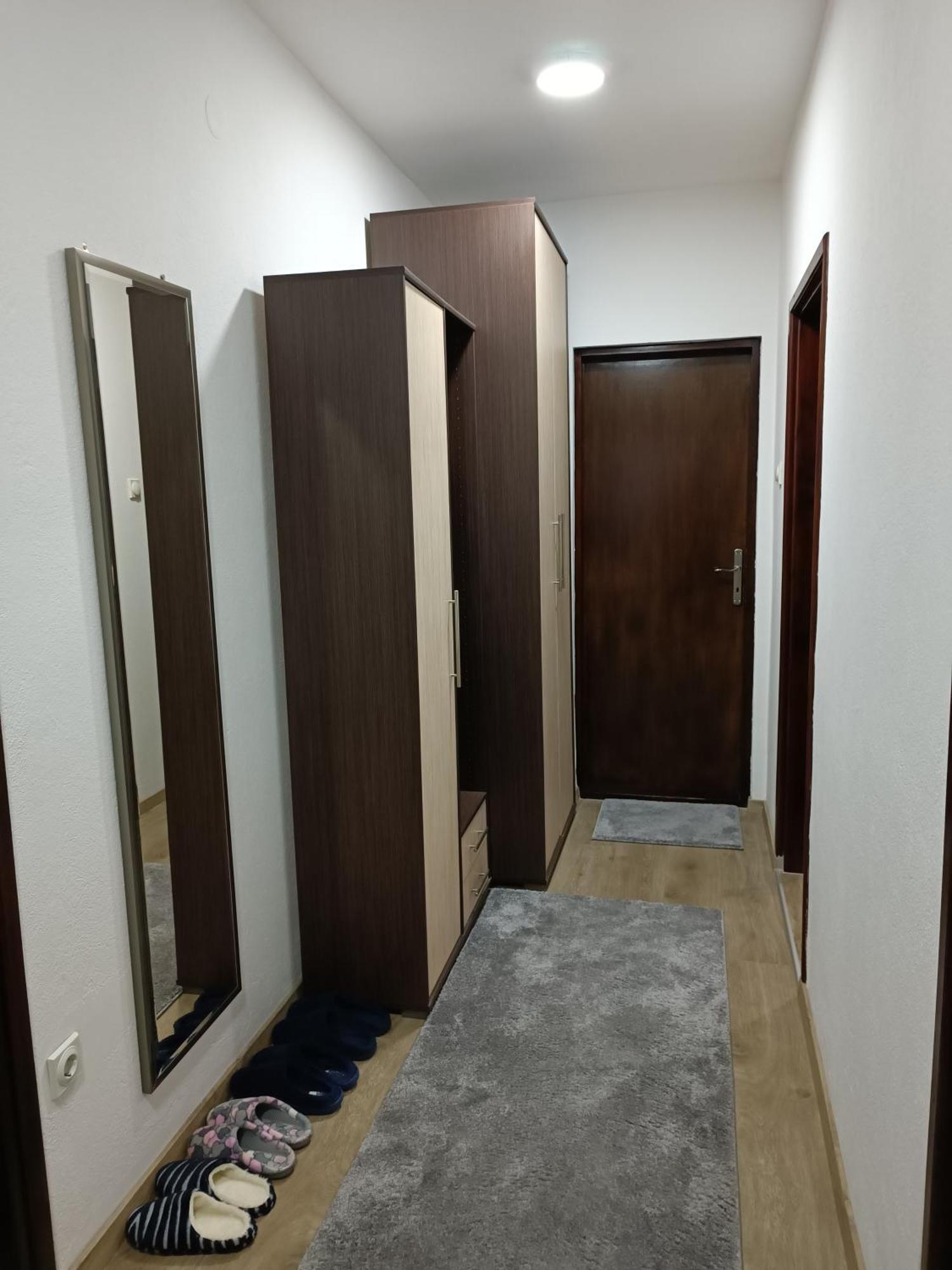 Entire House Floor - 2-Bedroom Cozy & Peaceful Apartment Podgorica Luaran gambar