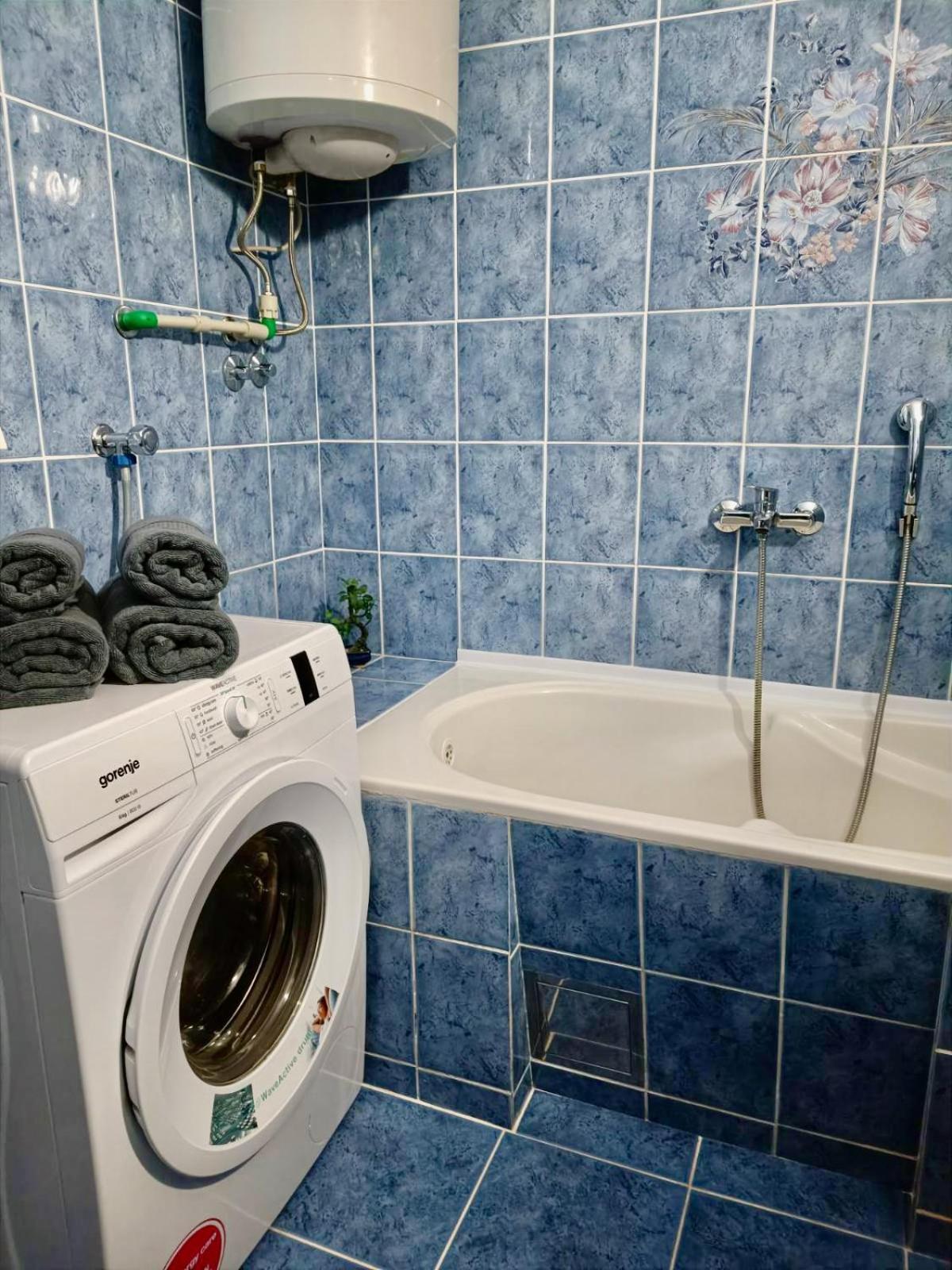 Entire House Floor - 2-Bedroom Cozy & Peaceful Apartment Podgorica Luaran gambar