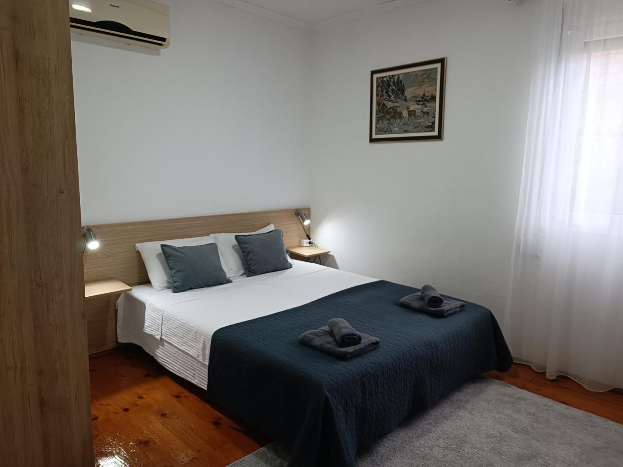 Entire House Floor - 2-Bedroom Cozy & Peaceful Apartment Podgorica Luaran gambar