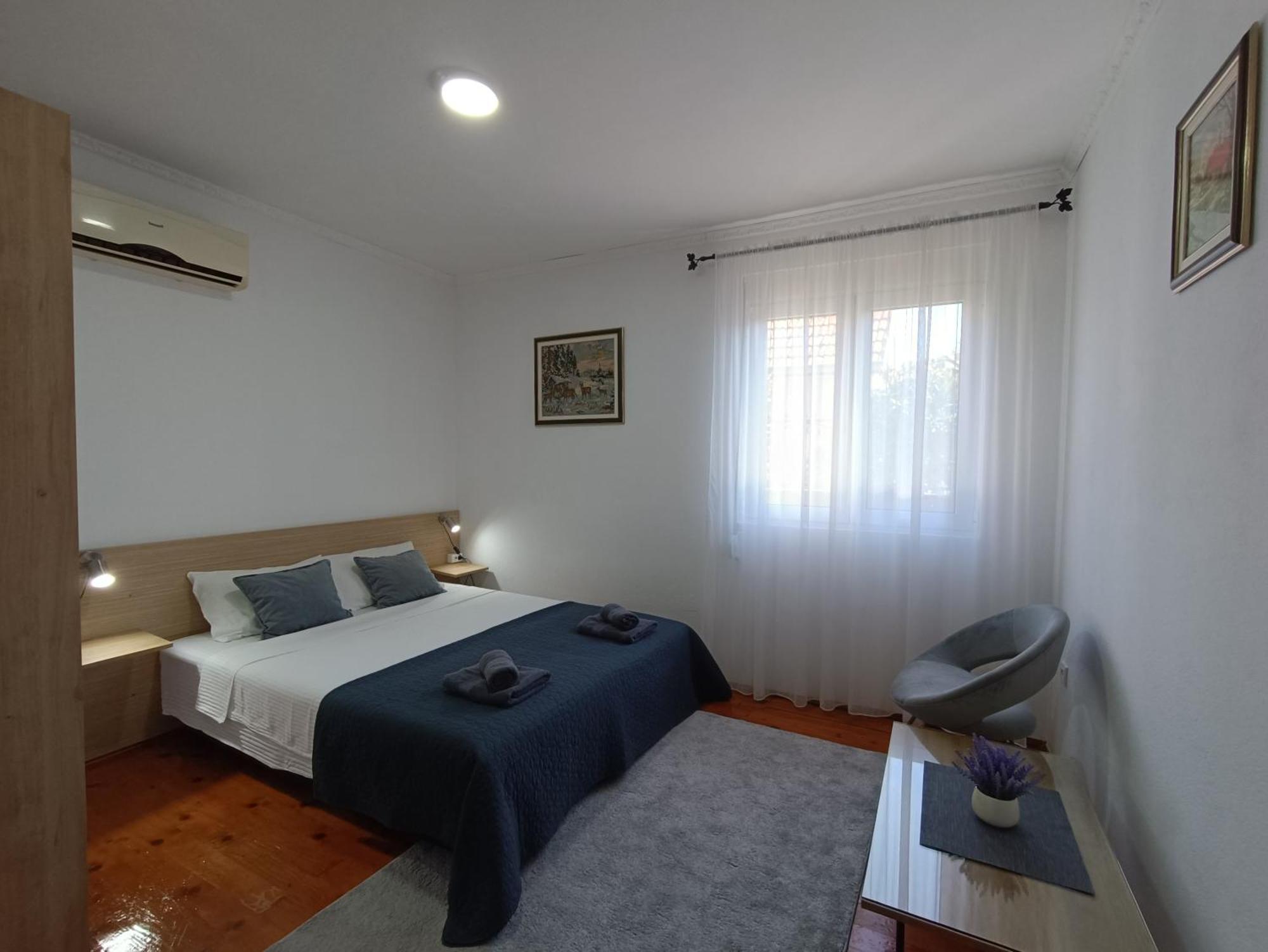 Entire House Floor - 2-Bedroom Cozy & Peaceful Apartment Podgorica Luaran gambar